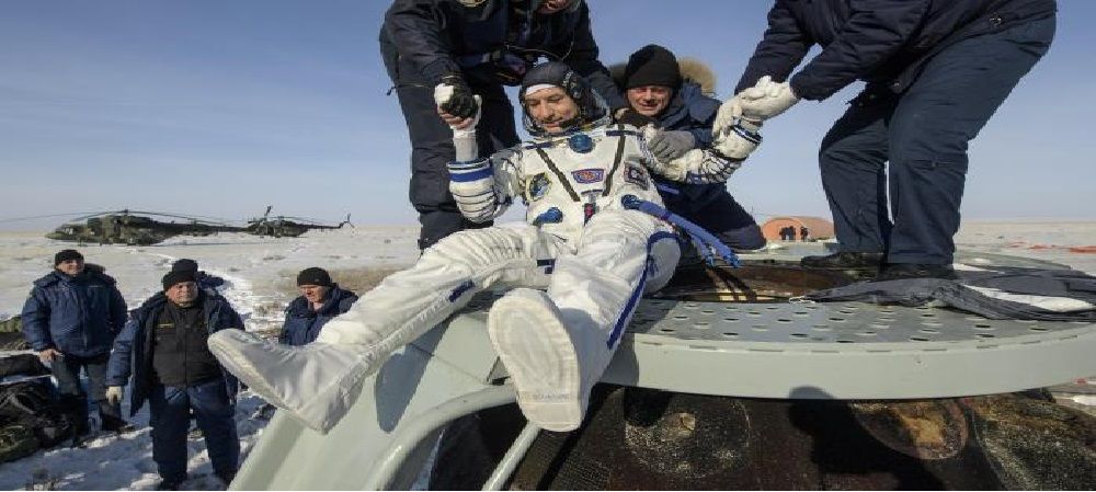 Astronautas se ven obligados a regresar de la Estación Espacial Internacional