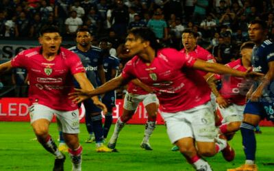 Marcelo Martins aportó con un gol en el triunfo de visita de Independiente del Valle a Emelec (vea el resumen)