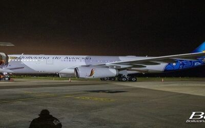 Dos modernas aeronaves A330-200 renuevan la flota de BoA, el presidente Arce hizo la entrega en Viru Viru