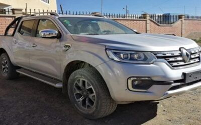 La Policía Boliviana devuelve un vehículo recuperado y robado en Chile