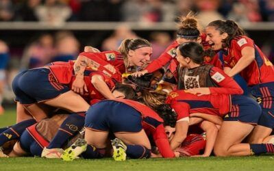 España Campeona Mundial de Fútbol femenino, Olga Carmona lo hizo con gran solvencia ante Inglaterra (1-0) (vea el gol)