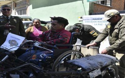 Bryan, con discapacidad, sufrió el robo de su motocicleta adaptada para su traslado en El Alto, pero la Policía la recuperó