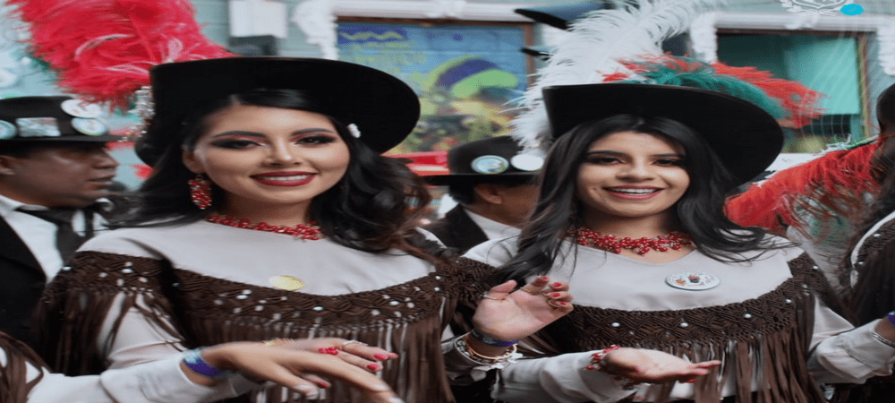 Oruro ya respira Carnaval, al menos 52 grupos fueron parte del primer convite