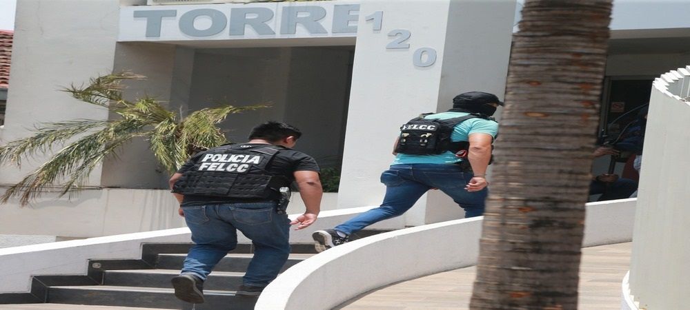 Dos muertos, el teniente de Policía, José Torrez Álvarez y un civil en una balacera en pleno centro de Santa Cruz (ampliación)