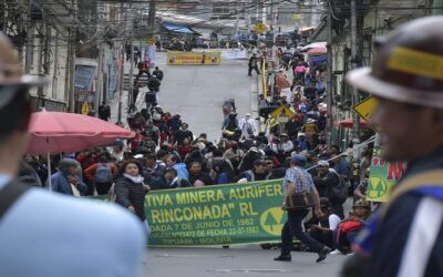 Mineros del oro secuestraron a La Paz, no pagan impuestos y quieren cometer un ‘ecocidio’ al destrozar las áreas protegidas