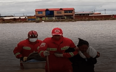 Oruro en medio del agua: más de un centenar de familias afectadas por el desborde del río Paria y las fuertes lluvias
