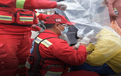 Un menor herido, gasificación y el repudio de la ciudadanía caracterizó el bloqueo de las ‘mil esquinas’ de los choferes en La Paz