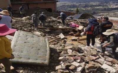 279 municipios de 335 en Bolivia están en emergencia por las intensas lluvias, el caso más dramático es el de Achocalla