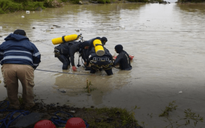 El cuerpo del menor ahogado en una laguna de Cochabamba apareció; buzos de la Armada dieron con él