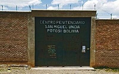17 reos fugan de la cárcel de Uncía y pone en evidencia la fragilidad del sistema de seguridad penitenciario en el país