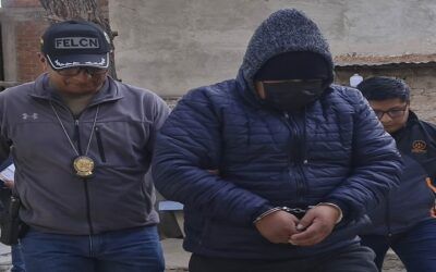 Otro policía cae con 54 paquetes de cocaína en la vía La Paz-Oruro, ya son dos uniformados, en menos de un mes, hallados con droga