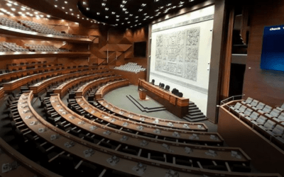 El Gobierno retira la pregunta sobre los escaños del Referéndum y trabaja en ajustar las otras tres