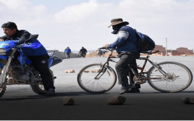 Bolivia: La ABC reporta cinco puntos de bloqueos de caminos de los Ponchos Rojos