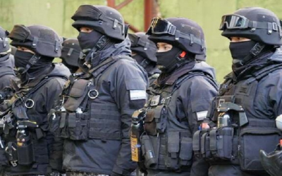 Una mujer sufre violación en San Pedro y la muerte de un hombre en una celda de la zona Sur dejan mal parada a la Policía