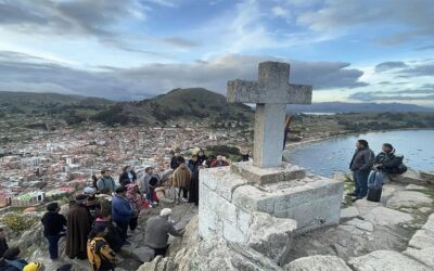Semana Santa: Copacabana recibe a miles de fieles, los peregrinos llegan para un tiempo de recogimiento