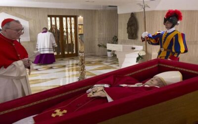 El funeral de Francisco será el sábado 26 de abril, en la basílica de San Pedro, su cuerpo podrá ser despedido desde el miércoles