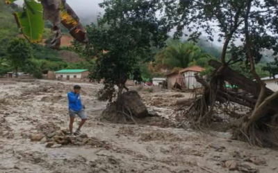 Lluvias: Dos desaparecidas y al menos 58 familias damnificadas y viviendas enterradas por una mazamorra en Apolo