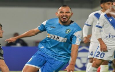 El debutante boliviano de San Antonio hizo respetar la casa en la Libertadores, le ganó a Vélez de Argentina 2-1 en Cochabamba
