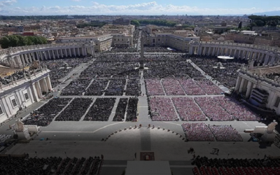 Unas 250.000 personas dieron el último adiós a Francisco considerado el ‘papa de los pobres’