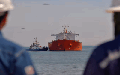 Inicia descarga de 120 MM de litros de combustibles (diésel y gasolina) en puertos de Chile y Perú