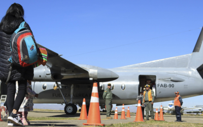 Lluvias: Habilitan puente aéreo La Paz – Apolo por intransitabilidad de la vía terrestre