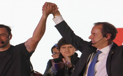 Tuto escoge a un joven empresario como acompañante de fórmula, Juan Pablo Velasco fue presentado en La Paz