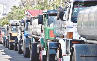 El Transporte define medidas por la falta de diésel, Choferes critican desinterés de Luis Arce para la provisión del energético