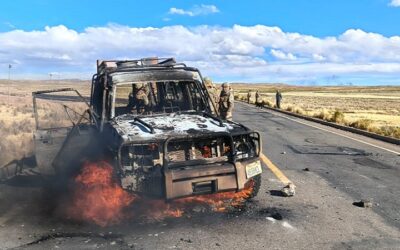 Un militar secuestrado y su patrulla quemada por contrabandistas en Oruro