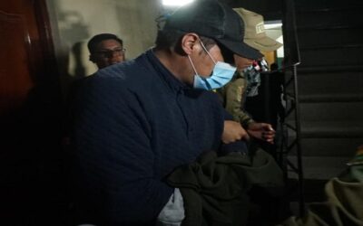 Enmanillado, así llegó a la Felcc Alan Lisperguer acusado de enriquecimiento ilícito y corrupción