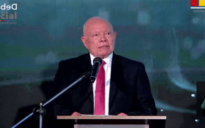 ‘El voto informado es una herramienta poderosa’: Hassenteufel en el debate presidencial en Santa Cruz