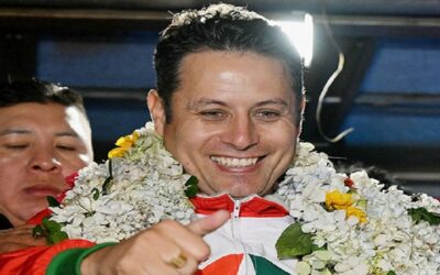 Luego de advertirle con quitarle su apoyo, Lara se retracta, ataca a la prensa y dice que Paz ‘es un gran hombre’