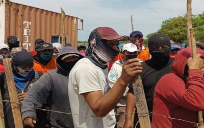 Avasalladores encapuchados: Violencia, tensión, heridos en Montero, la Policía ausente