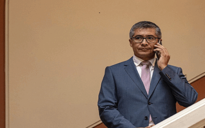 El Gobierno posterga el 50-50 a las regiones en 2026, ‘no será posible de la noche a la mañana’, dice Espinoza