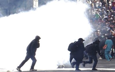 Gobierno justifica uso desproporcionado de la represión policial, 12 mineros serán cautelados, periodistas sufren agresiones