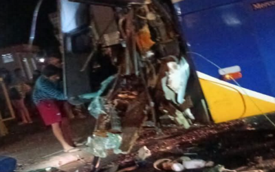 Violento choque entre una flota y una cisterna deja dos muertos en Yacuiba-Tarija