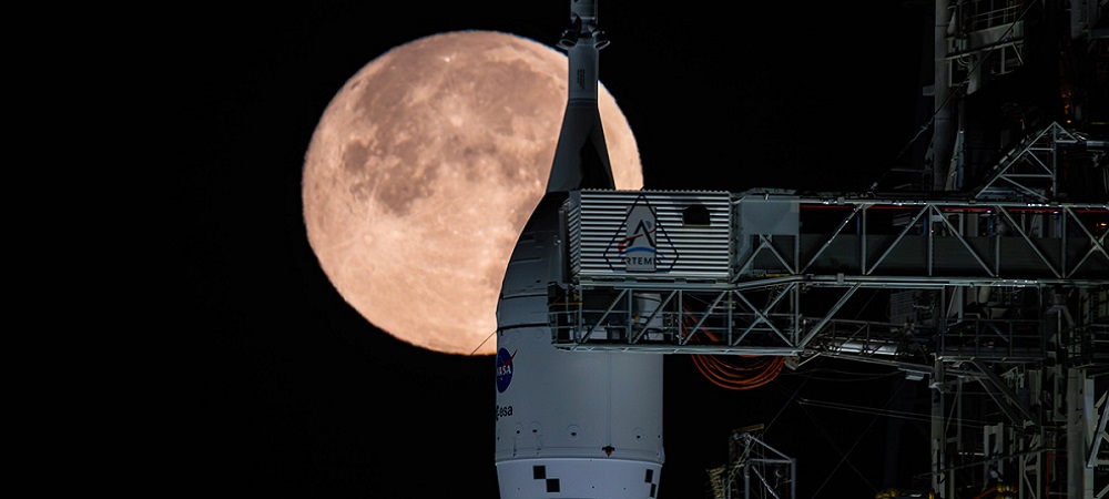 La NASA lanza misión tripulada a la Luna luego de 54 años en una labor de 10 días