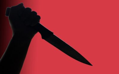 Un hombre de 27 años mata a su padrastro de 47 con 10 puñaladas en La Paz