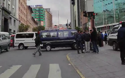 Lo anticipado, choferes ganan las calles e inician medidas en contra de la ‘gasolina basura’