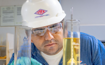 YPFB fija parámetros rígidos para la gasolina, pero sigue admitiendo presencia de goma y manganeso causantes de motores dañados