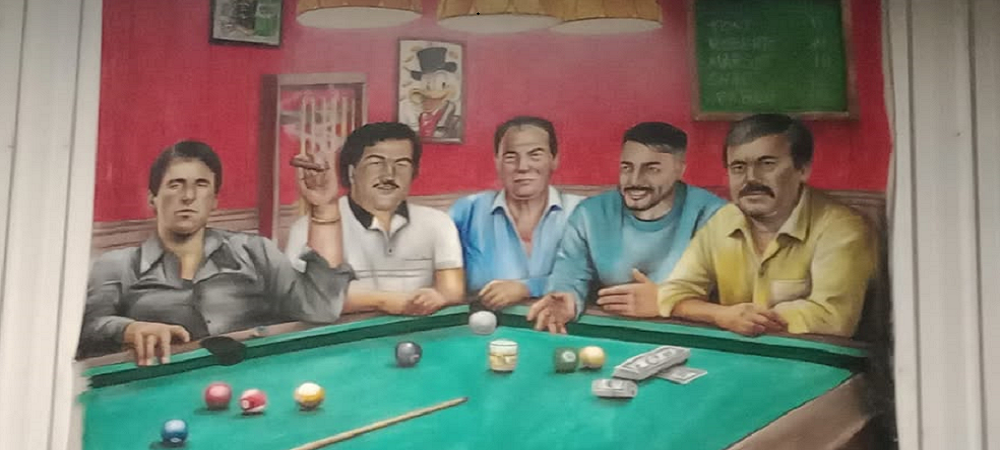 Todo un arsenal en una propiedad de Marset en el Urubó, en Warnes 11 avionetas y un cuadro con Pablo Guzmán