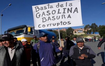 Transporte gatilla renuncia de Medinaceli, Akly y Zenteno, van al paro indefinido