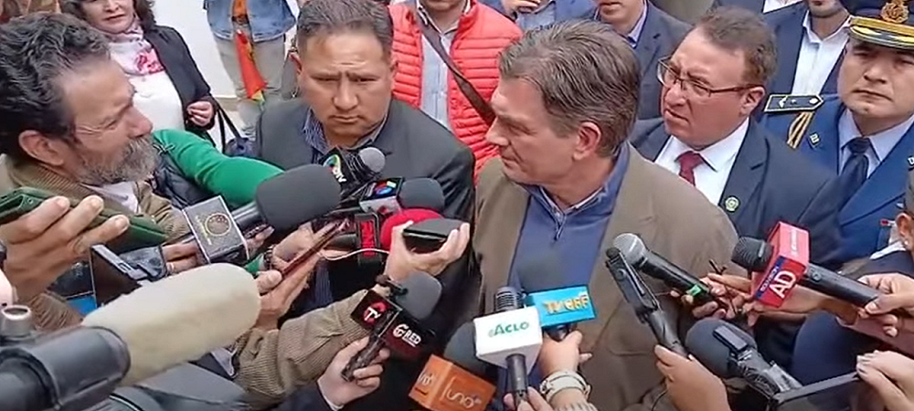 Rodrigo Paz no dice si destituirá a Andrea Barrientos, ratifica modelo 50-50 mientras Santa Cruz exige apartar a la funcionaria