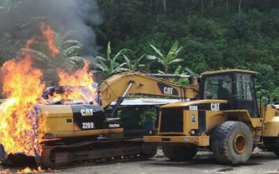 La Policía y la AJAM, en operativo contra la minería ilegal en Sorata, desmantelan campamento