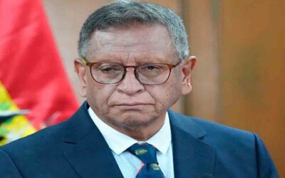 Oviedo quiere que lo interpelen, envió una solicitud a Lara