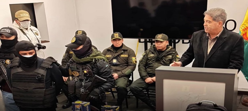 Personas con armas letales y en poder de millones en las marchas de bloqueadores