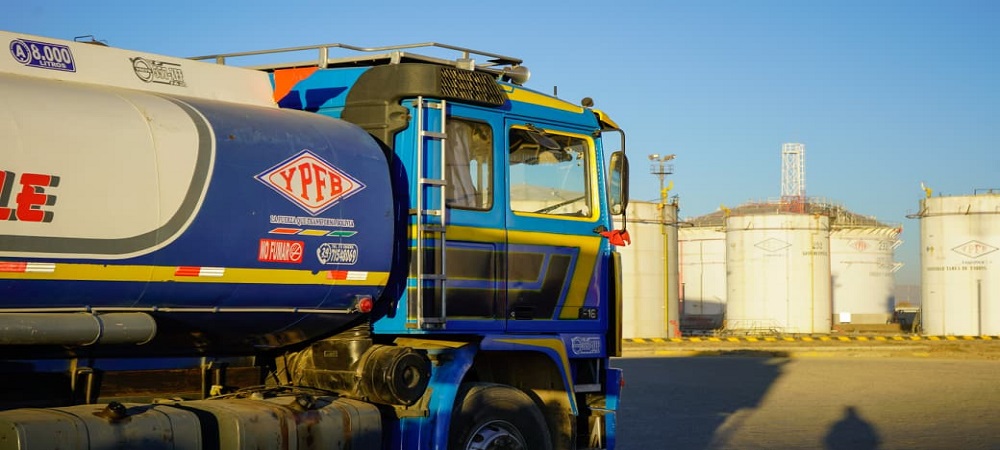 El Gobierno autoriza cisternas móviles para la venta directa de combustibles