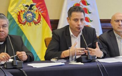 Con la Iglesia católica a su lado, Edmand Lara inició gestiones para pacificar Bolivia