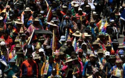 Ante orden de aprehensión contra Evo Morales, cocaleros de Chapare inician marcha desde Caracollo a La Paz