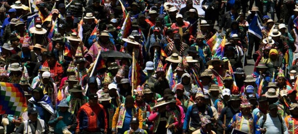 Ante orden de aprehensión contra Evo Morales, cocaleros de Chapare inician marcha desde Caracollo a La Paz