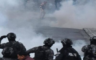 La Paz rehén de marchas de campesinos y choferes en medio de falta de alimentos y combustibles